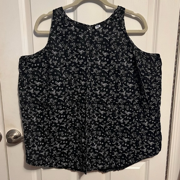 Old Navy Tops - Old Navy Modal Loose Fit Casual Buttoned Tank Top